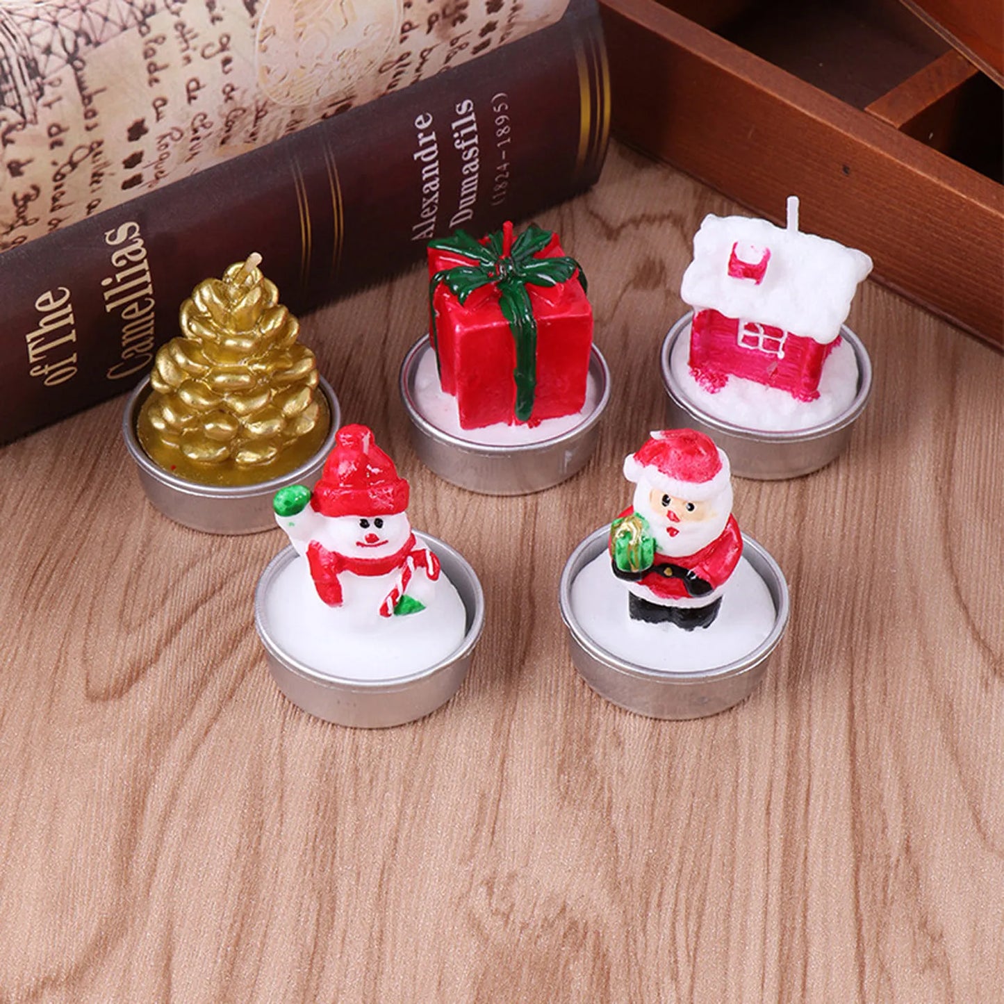 Christmas Tree Scented Candle Handmade Santa Claus Cute Soy Wax Candles Snowman Wedding Candles Home Decoration Party Xmas Gifts