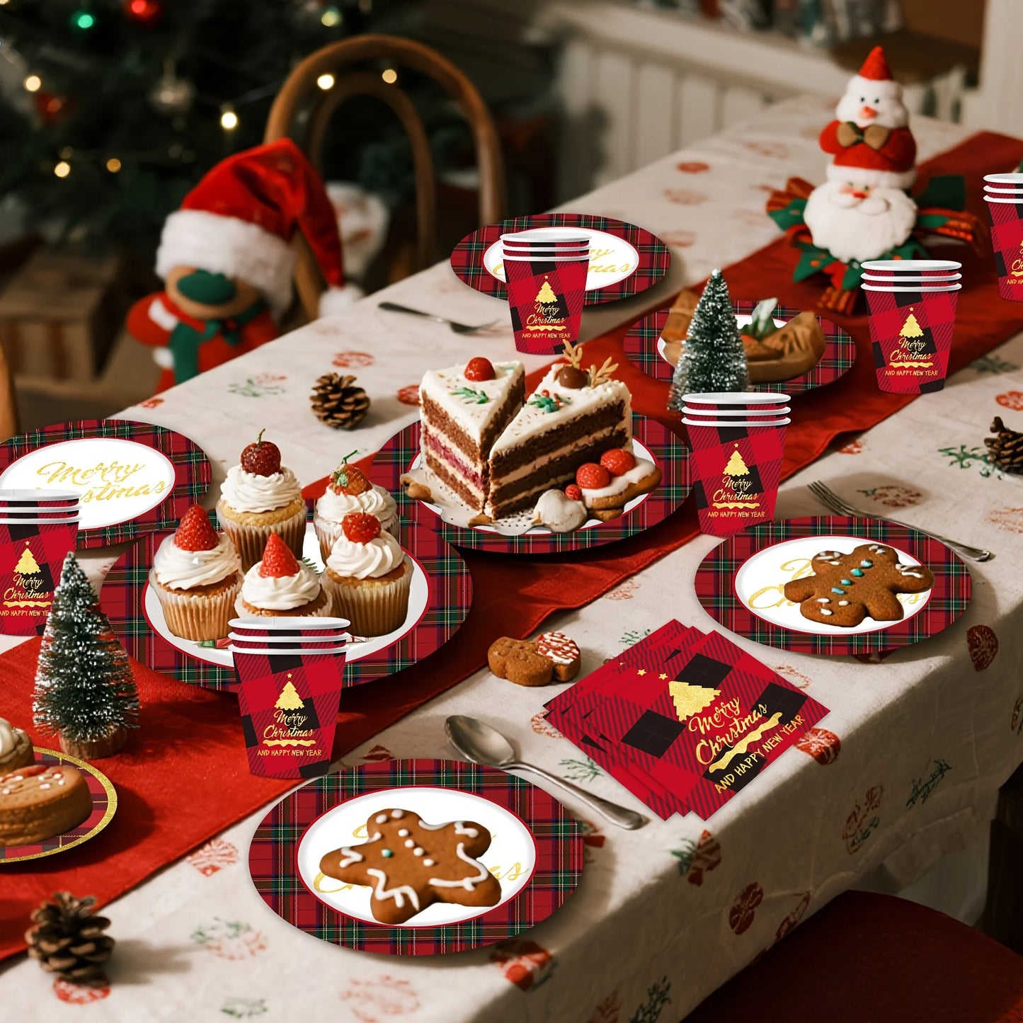 50pcs of Christmas-themed tableware, disposable paper plates, cups and napkins, hand-painted Christmas tree pattern tableware